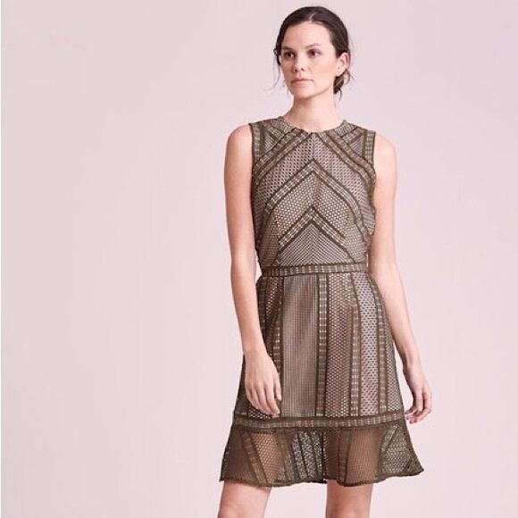 Marie Oliver Hunter Green Lace Sleeveless Flounce Mini Cocktail Dress Size 6 - Picture 1 of 8